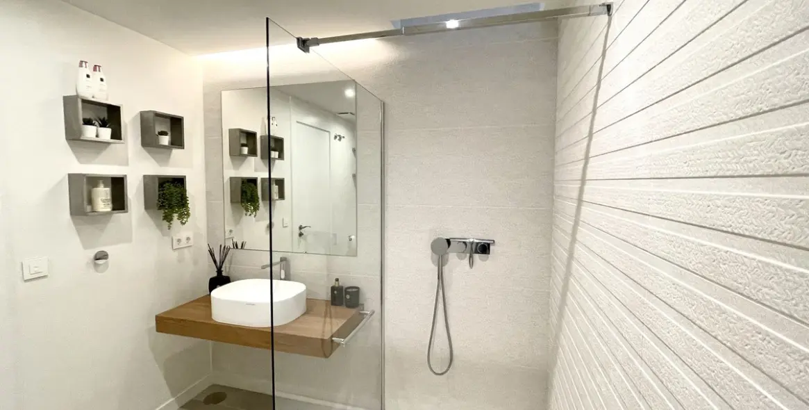 Продажа дома на две семьи в Cabopino 33