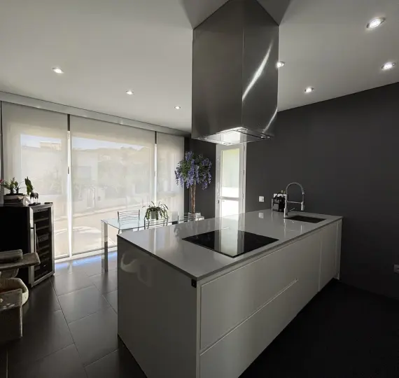 Продажа  отдельно стоящей виллы в La Cala Golf