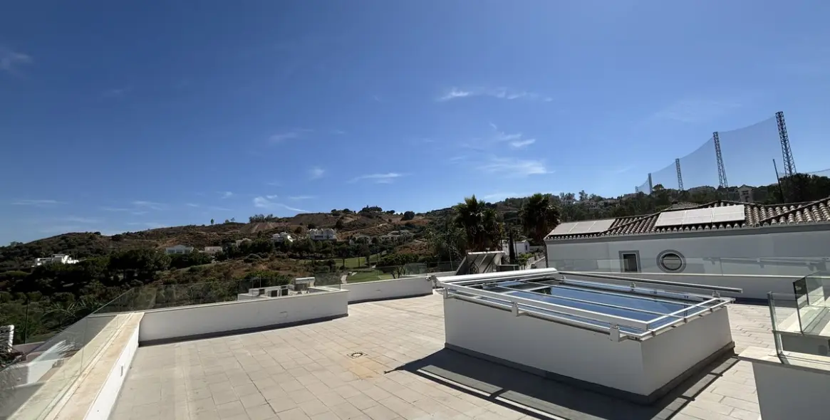 Продажа  отдельно стоящей виллы в La Cala Golf 17