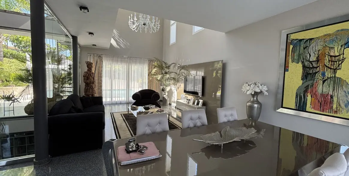 Sale of detached villa in La Cala Golf 5