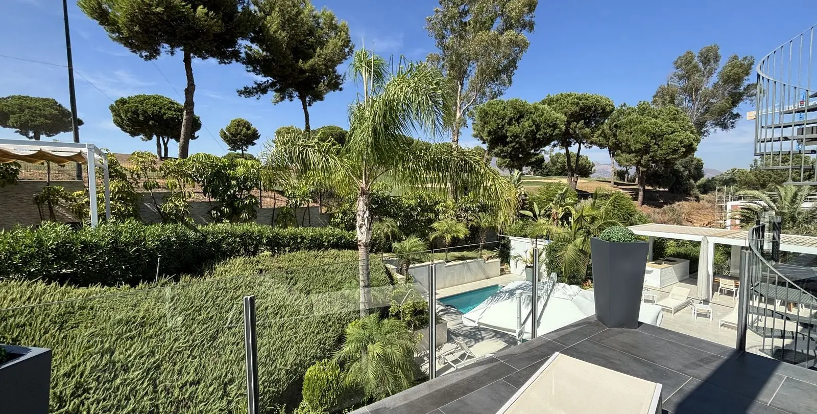 Sale of detached villa in La Cala Golf 13
