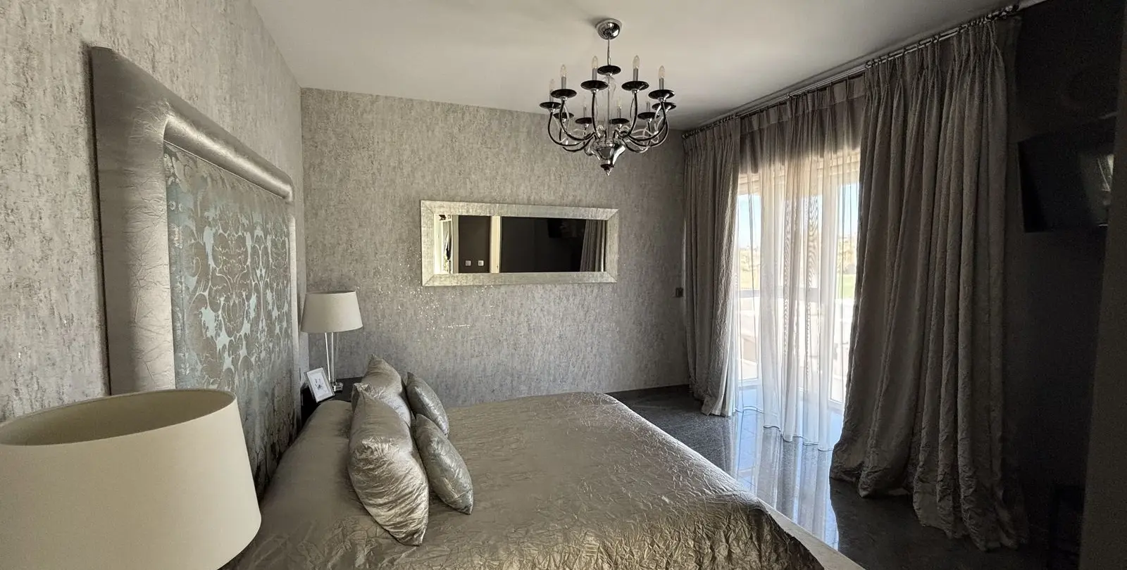 Sale of detached villa in La Cala Golf 21