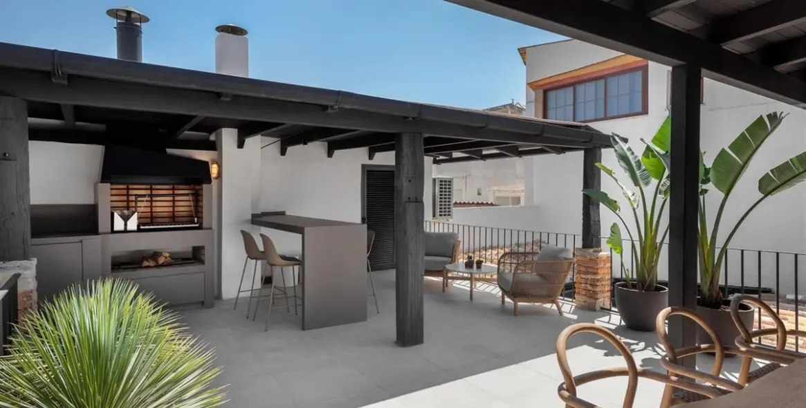 Sale of townhouse in Marbella (district Marbella) 1