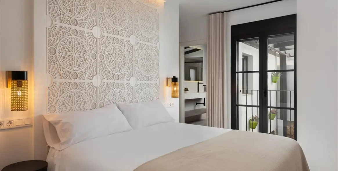 Sale of townhouse in Marbella (district Marbella) 4