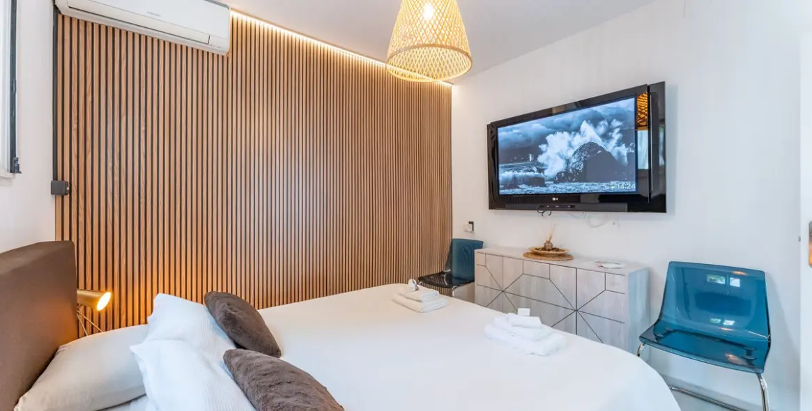 Продажа  отдельно стоящей виллы в Calahonda 19