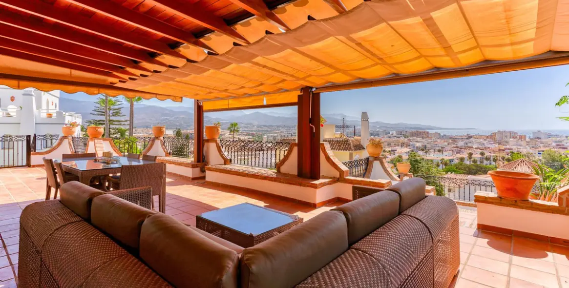 Sale of detached villa in Costa del Sol East 1