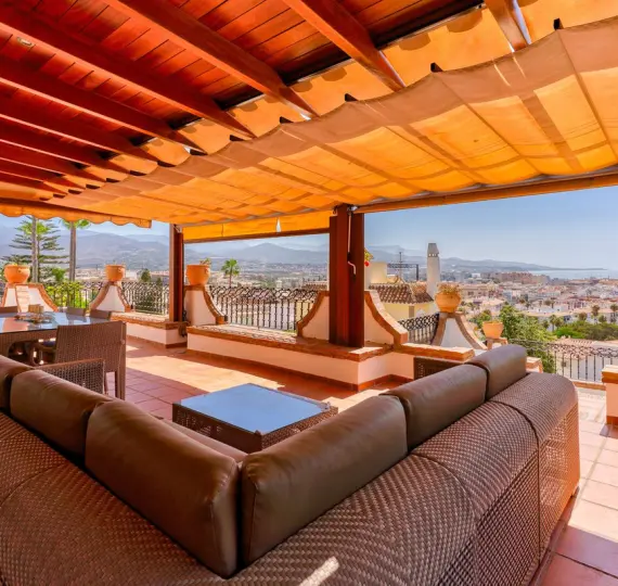 Villa independiente R5115445