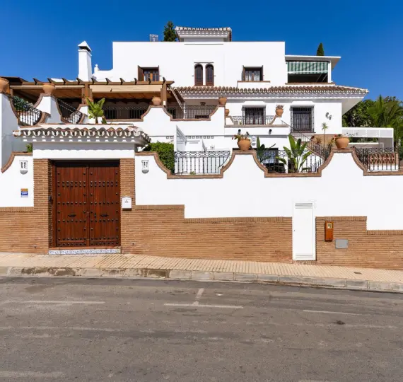 Villa independiente R5115445