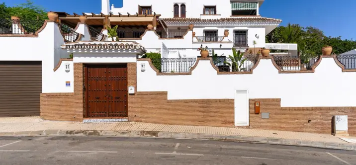 Villa independiente R5115445 1