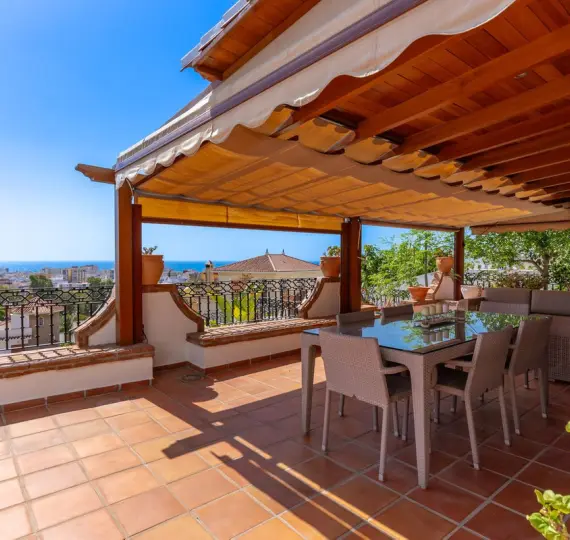 Villa independiente R5115445