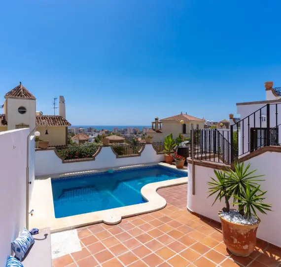 Villa independiente R5115445