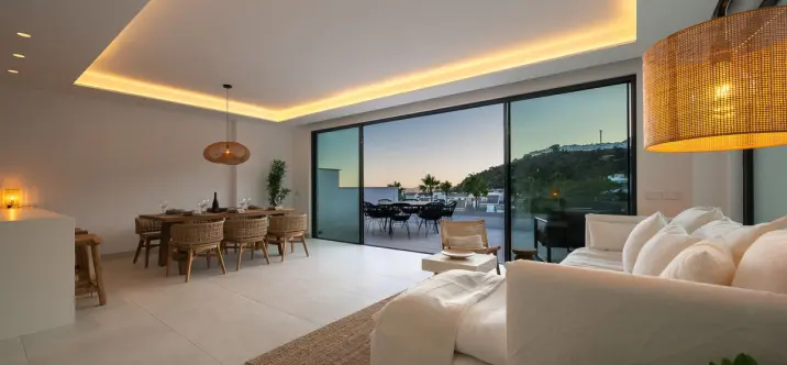 Продажа дома на две семьи в Benalmadena Pueblo 2