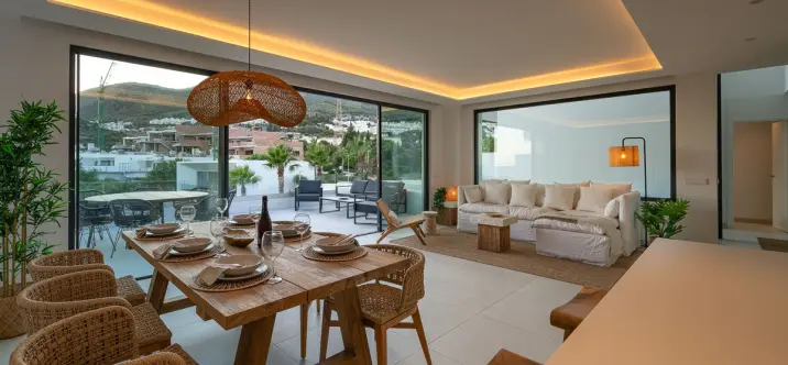 Продажа дома на две семьи в Benalmadena Pueblo 3