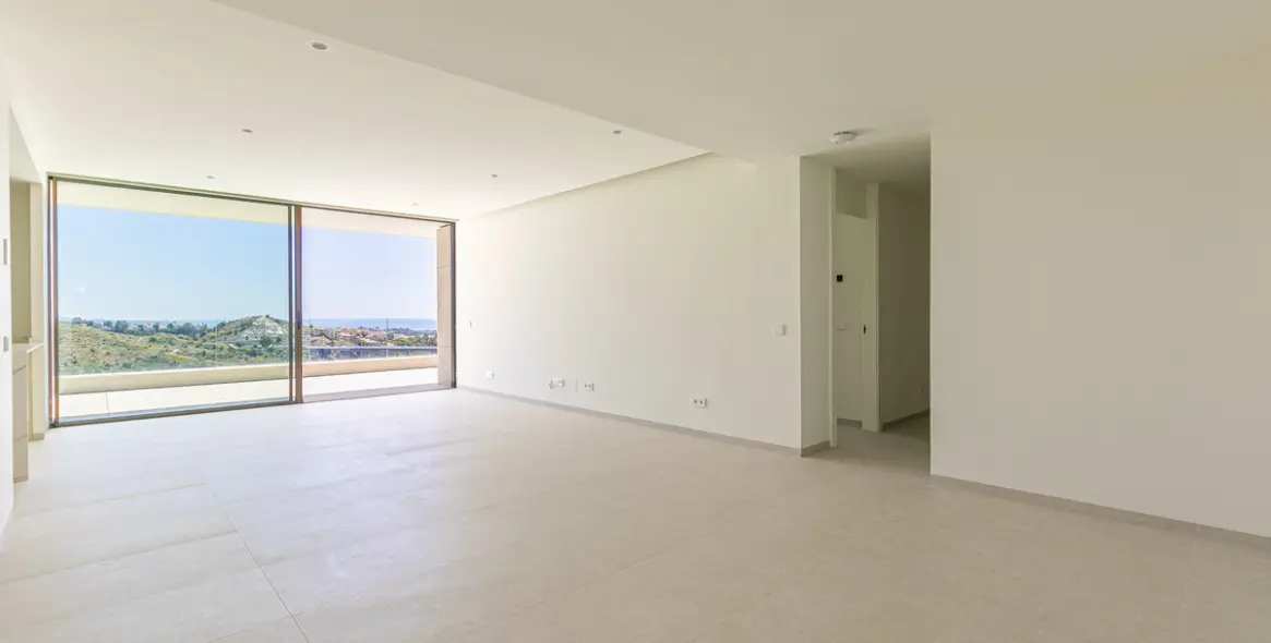 Venta de apartamento en planta media en Benahavís 6