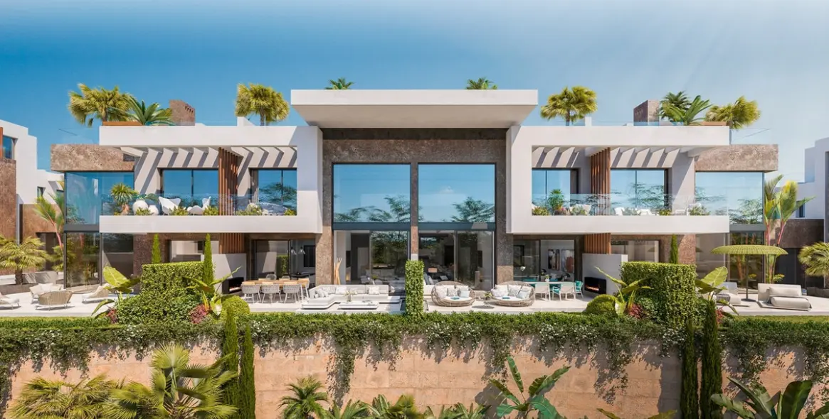 Sale of townhouse in Marbella (district Marbella) 1