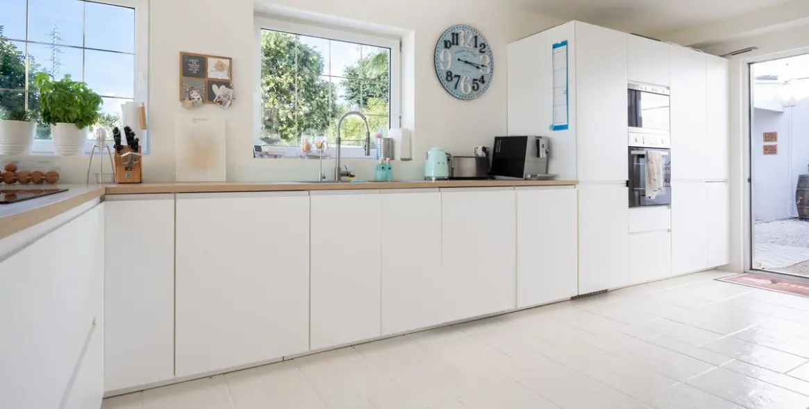 Sale of detached villa in Riviera del Sol 26