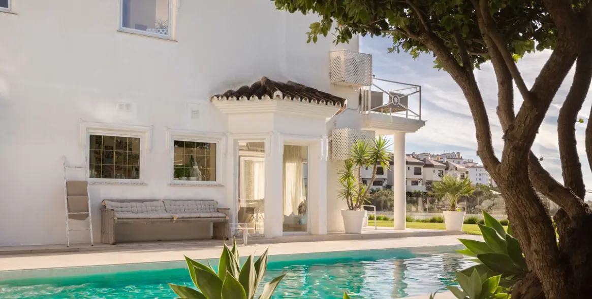 Sale of detached villa in Riviera del Sol 62