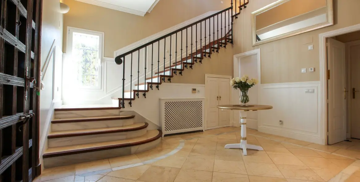 Продажа  отдельно стоящей виллы в Sotogrande 10