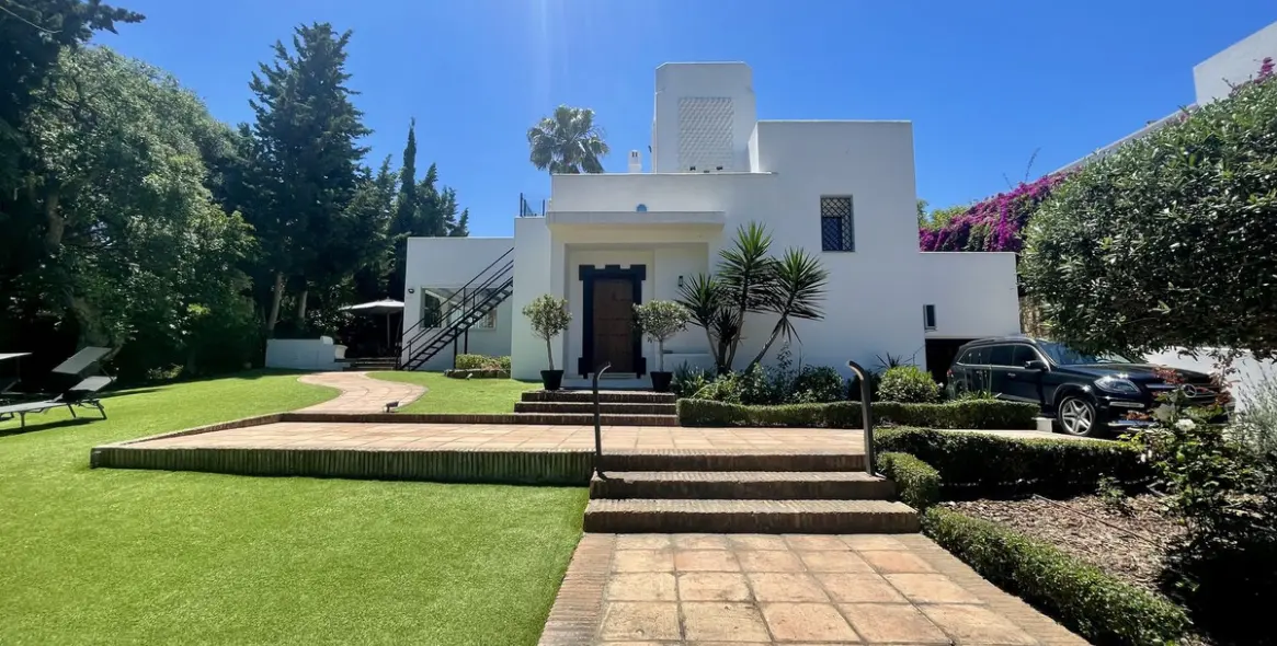 Venta de villa independiente en Sotogrande 1