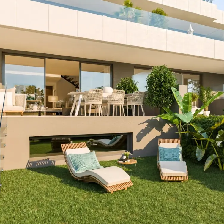 Sale of townhouse in Elviria