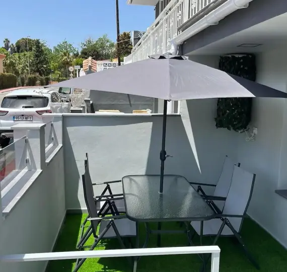 Venta de casa de huéspedes en Fuengirola