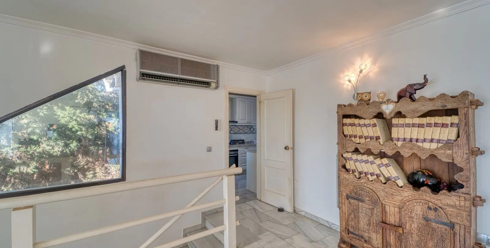 Sale of detached villa in Nueva Andalucía 20