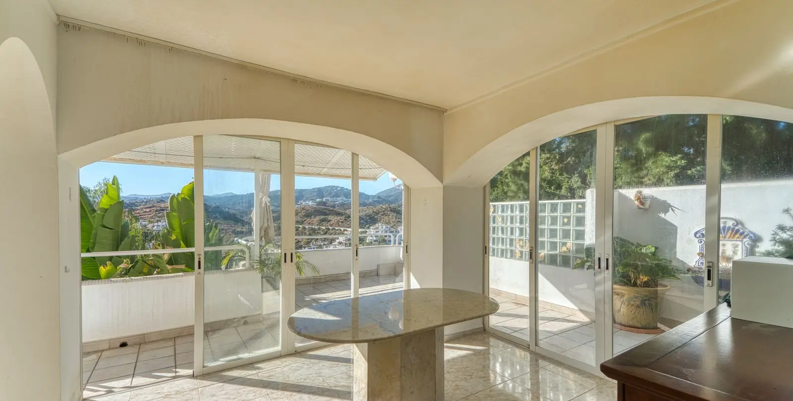 Sale of detached villa in Nueva Andalucía 22