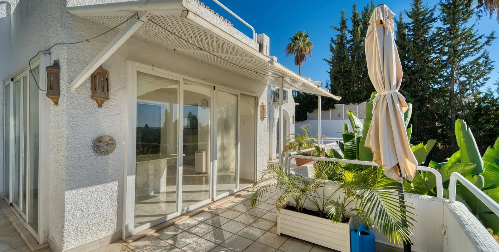 Sale of detached villa in Nueva Andalucía 26