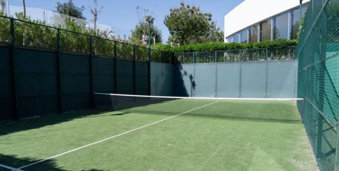 Sale of middle floor apartment in Estepona 13