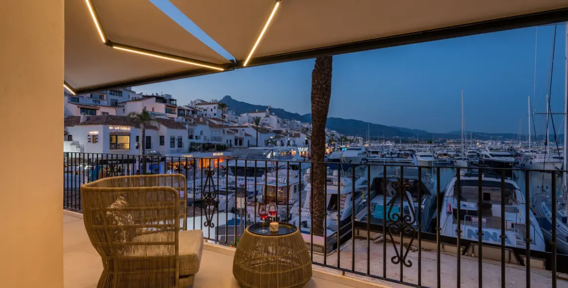 Продажа апартаментов на среднем этаже в Puerto Banús 1