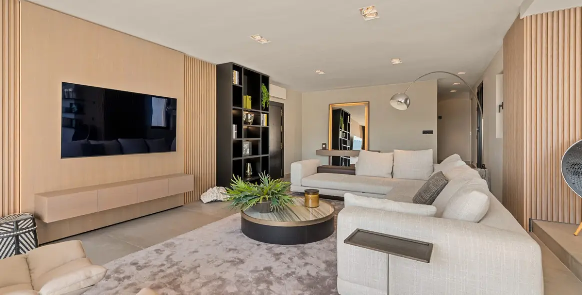 Продажа апартаментов на среднем этаже в Puerto Banús 8