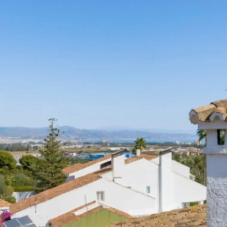 Sale of detached villa in Torremolinos