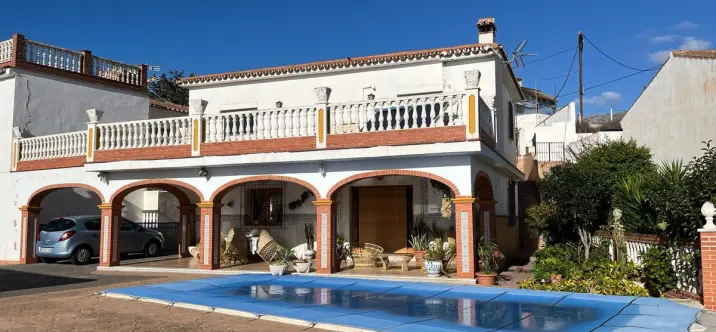 Sale of detached villa in Mijas 0