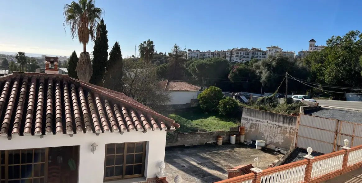 Продажа  отдельно стоящей виллы в Mijas 19