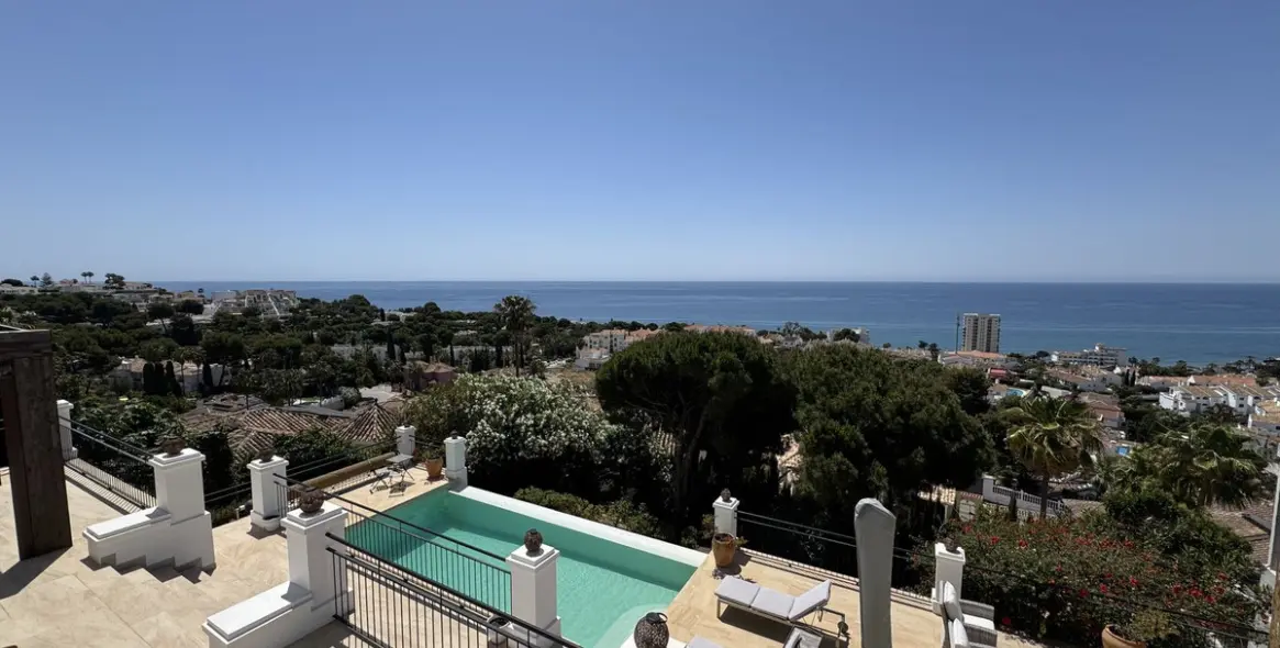 Продажа  отдельно стоящей виллы в Riviera del Sol 1