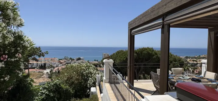 Venta de villa independiente en Riviera del Sol 1