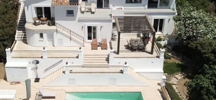 Venta de villa independiente en Riviera del Sol 3