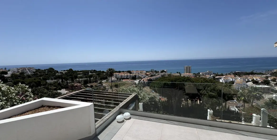 Продажа  отдельно стоящей виллы в Riviera del Sol 8