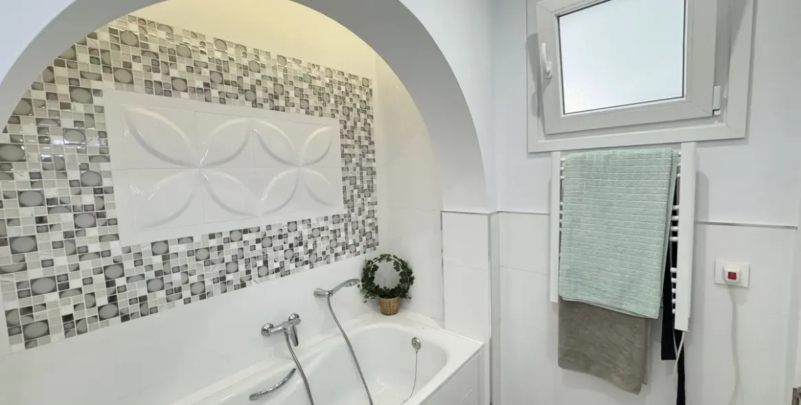 Sale of detached villa in Riviera del Sol 36