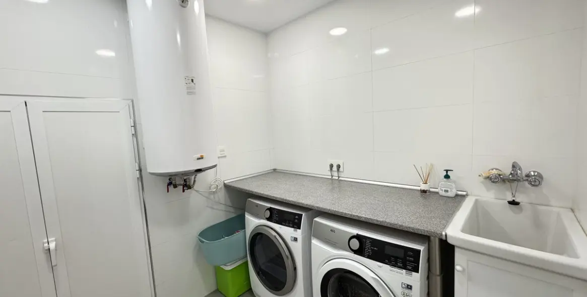 Sale of detached villa in Riviera del Sol 51