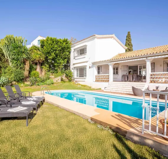 Oтдельно стоящая вилла R5023336