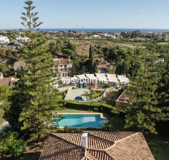 Sale of detached villa in La Quinta