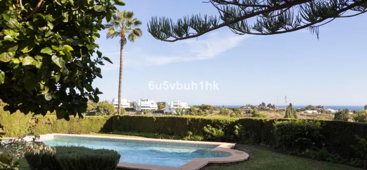 Venta de villa independiente en La Quinta 2