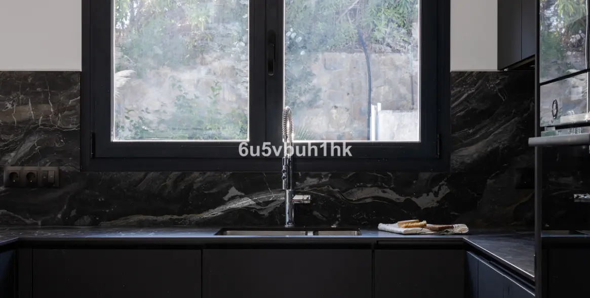 Продажа  отдельно стоящей виллы в La Quinta 10