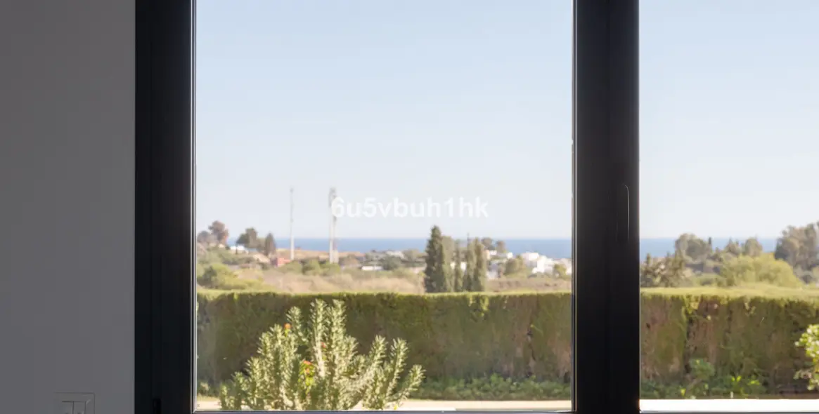 Продажа  отдельно стоящей виллы в La Quinta 21