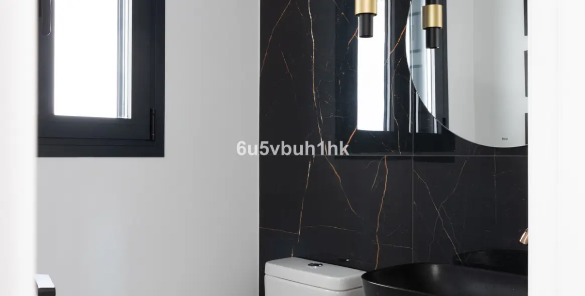 Продажа  отдельно стоящей виллы в La Quinta 25