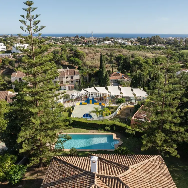 Sale of detached villa in La Quinta