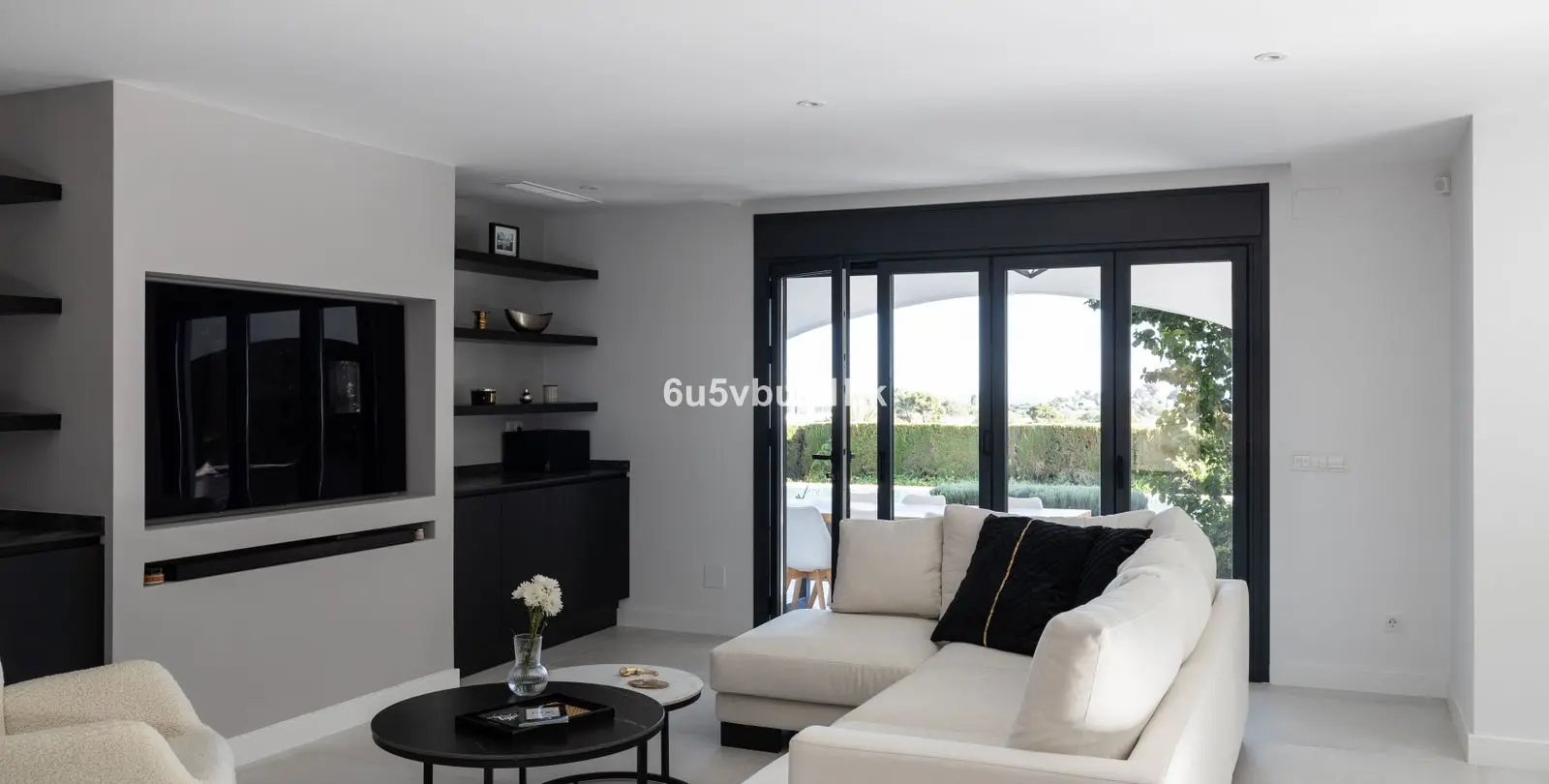 Venta de villa independiente en La Quinta 8