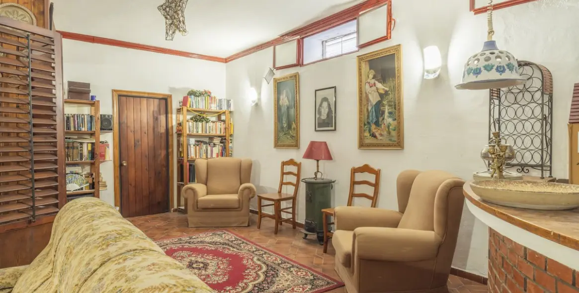 Продажа  отдельно стоящей виллы в Cerrado de Calderón 44