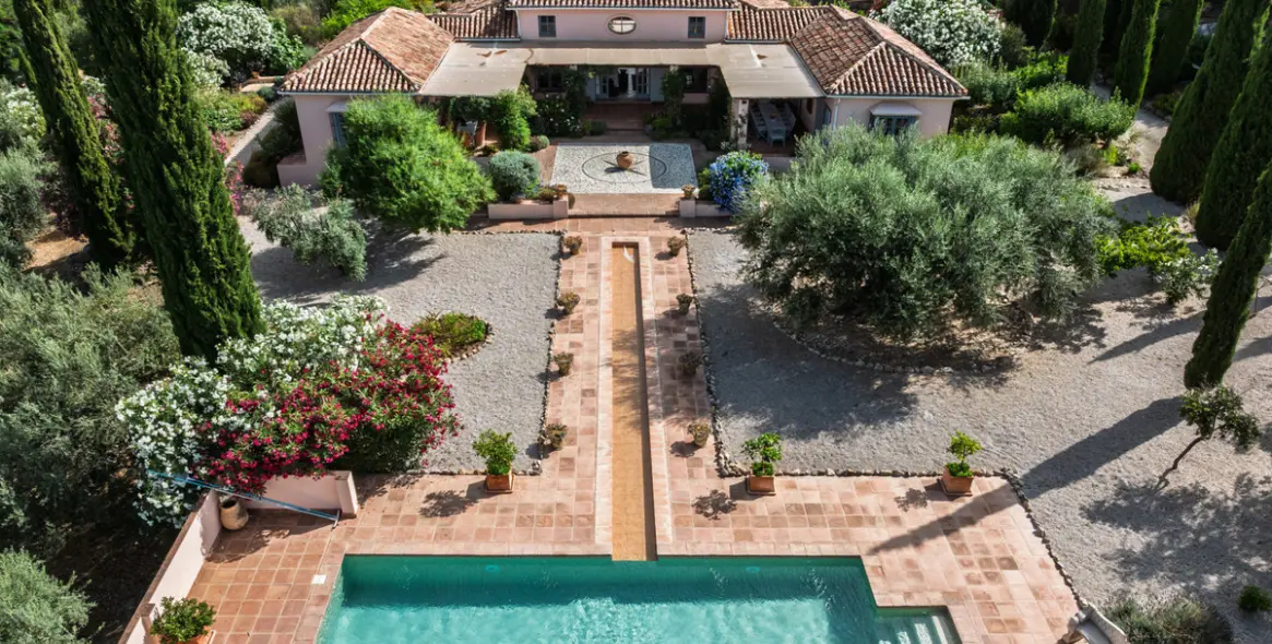 Продажа объекта в Periana 2